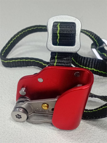  Зажим ножной Guru Glide right в Волгограде  