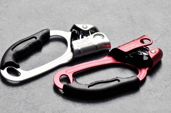  Зажим Guru Inception под правую руку в Волгограде  